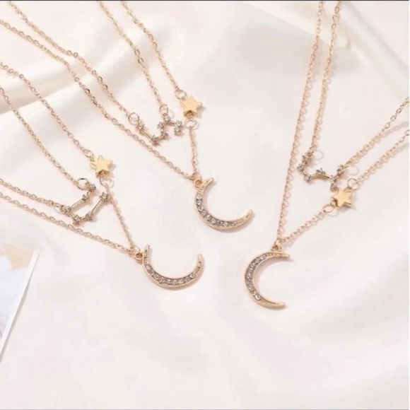 NWT Half Moon Leo Constellation Necklace - Picture 2 of 2